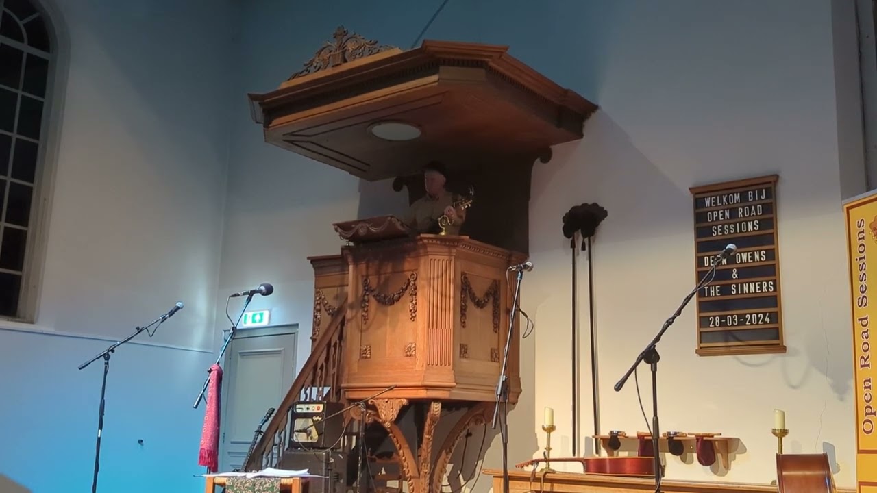 Dean Owens on the choir - After the rain - Terheijden - open road sessions 28-3-2024