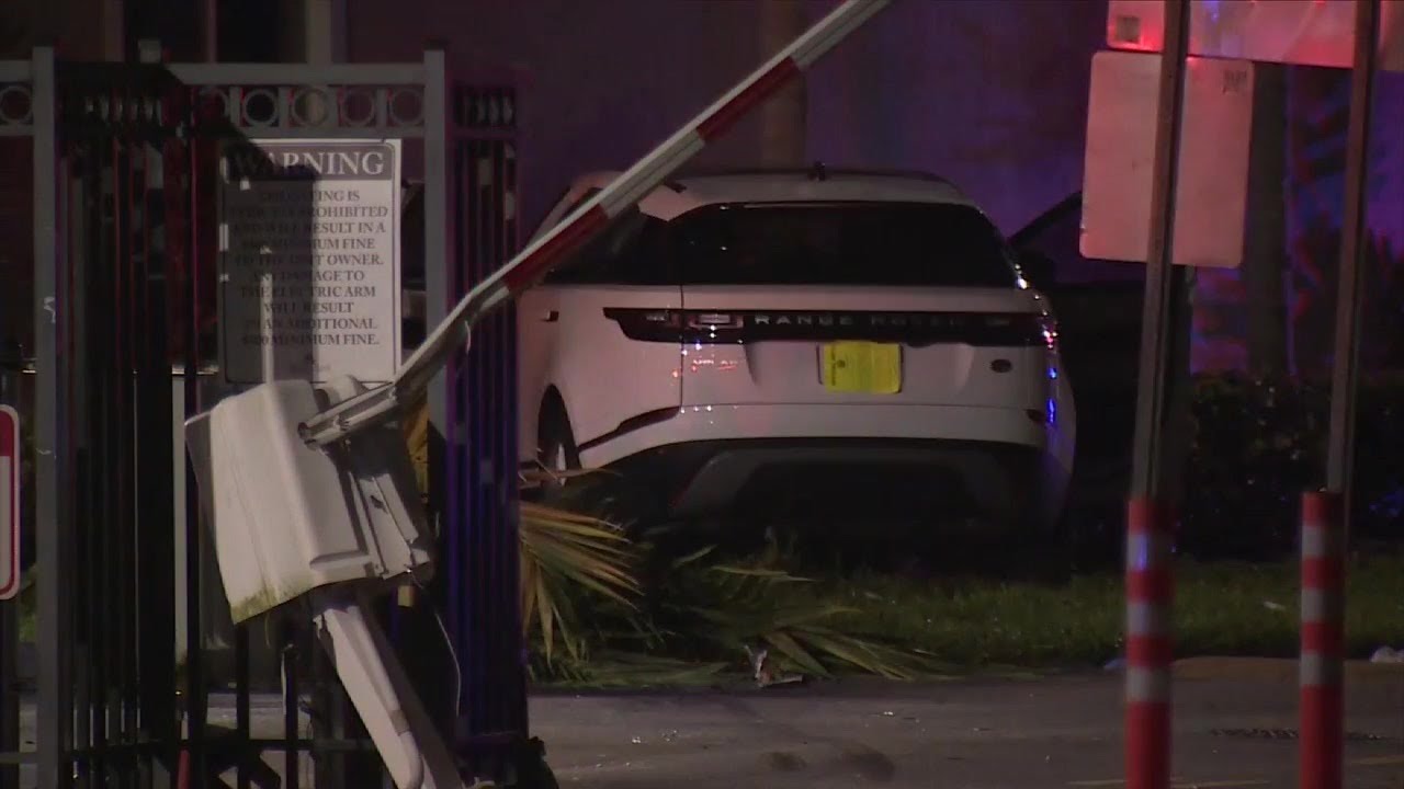 Man dead, woman critical after shooting leads to accident in Miami Gardens apartment complex