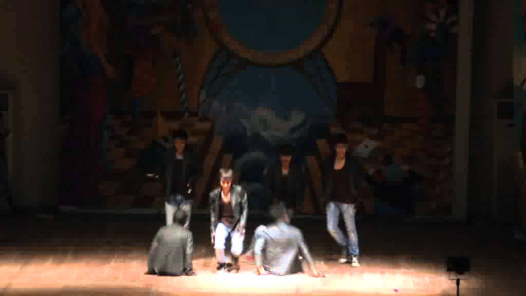 Thug Le & Desi Boys by Dance Club BITS Pilani, Mithali 2012