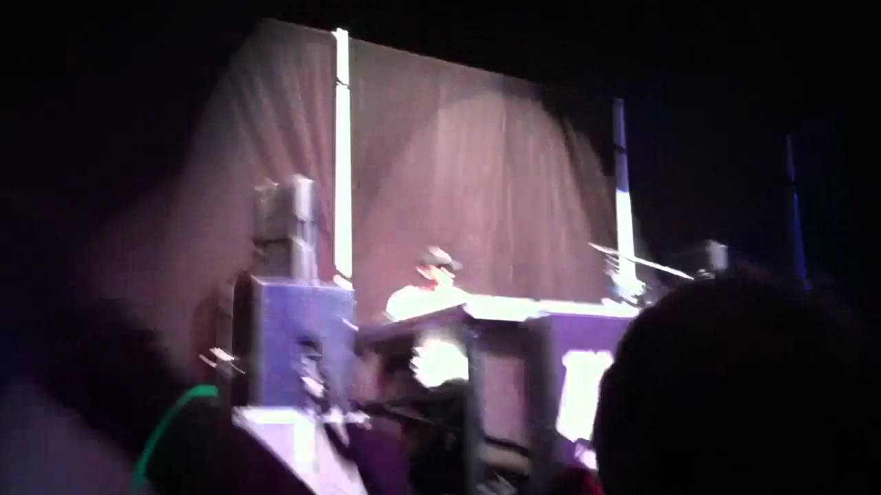 12th Planet dropping Earthquake into Reasons live at The Ta