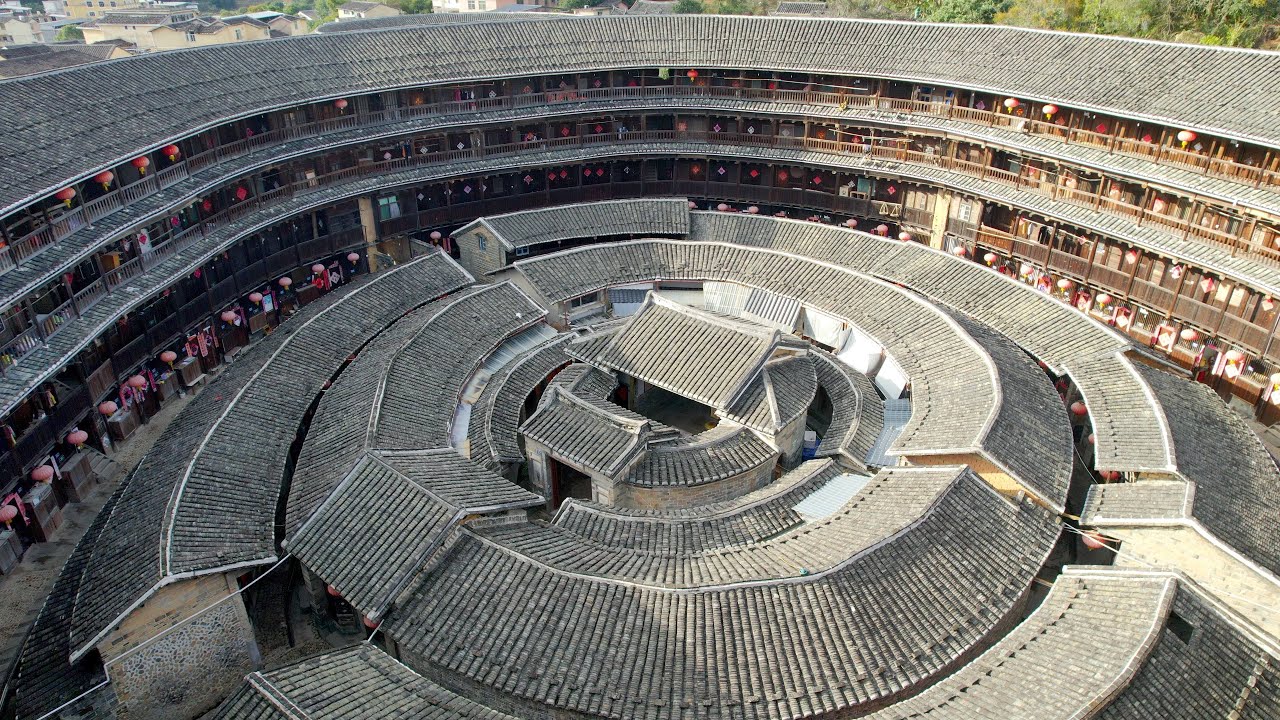 福建圆楼之王承启楼，圆中圆，圈套圈，四百个房间一年都住不完