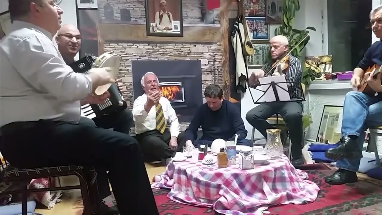 Zuna ne Kajk Me Rapsodin e njohur Shaban Baksi Te percjellur me Violin Harmonik Gitare dhe Def