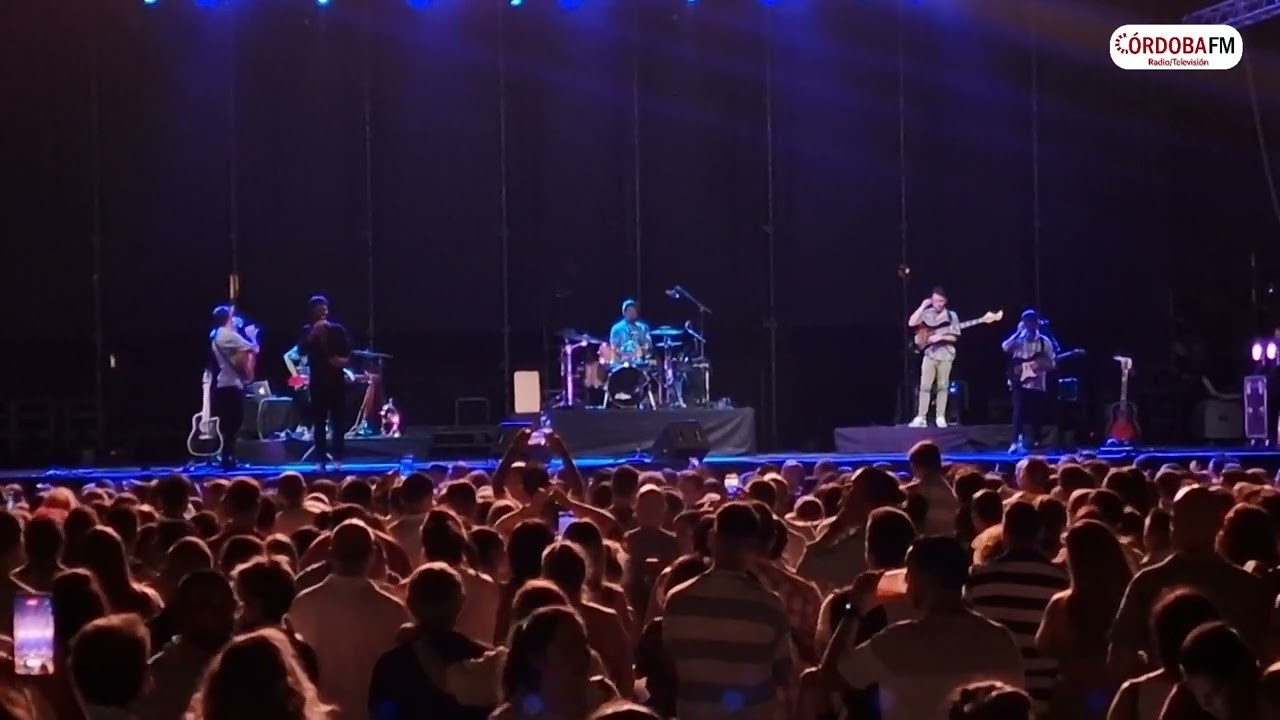 Concierto de Antoñito Molina en la Plaza de Los Califas