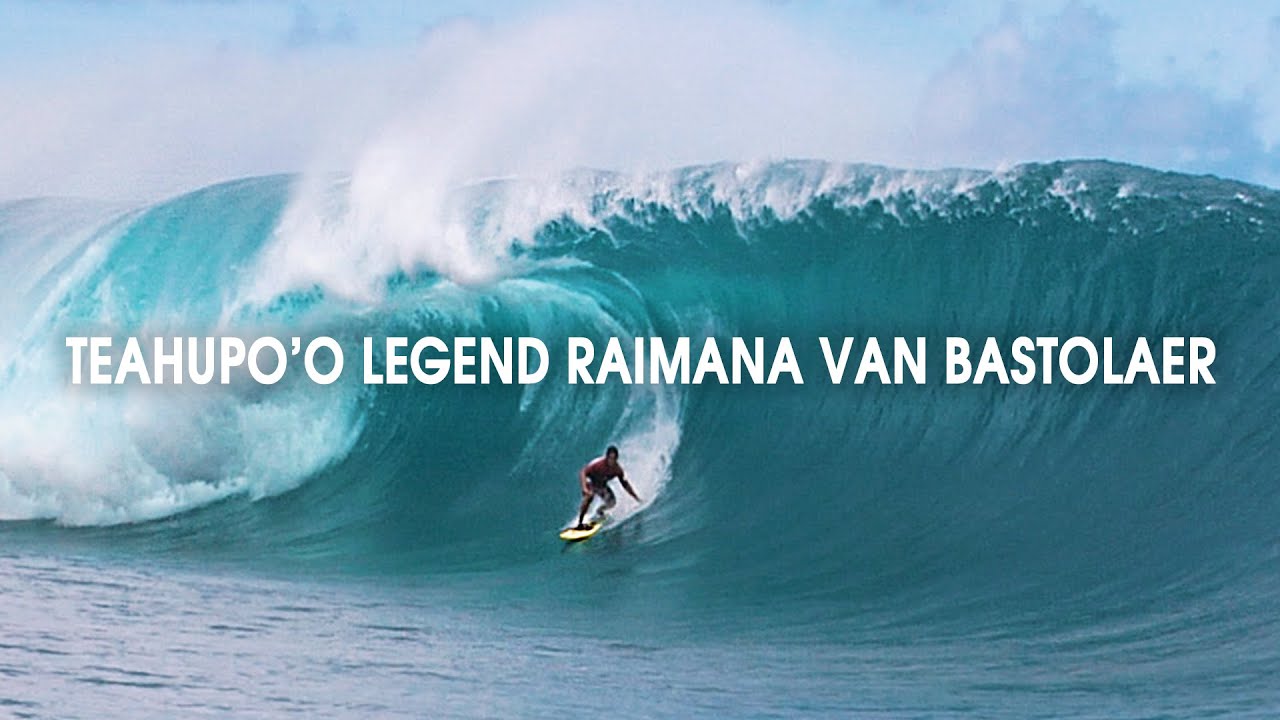 Surfing Teahupo'o with Raimana Van Bastolaer