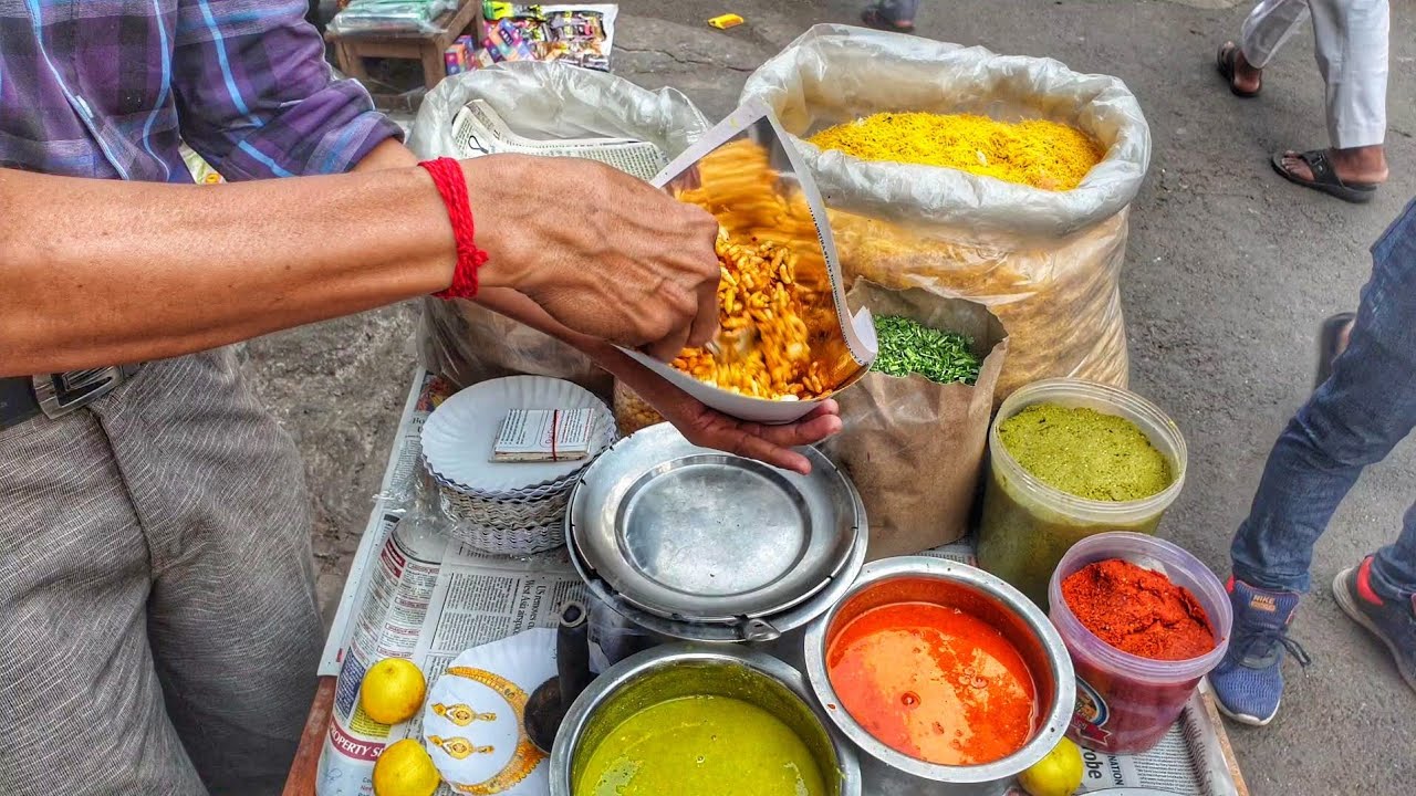 Mumbai Bhel Puri Wala || Best Roadside Mumbai street food || Street food India