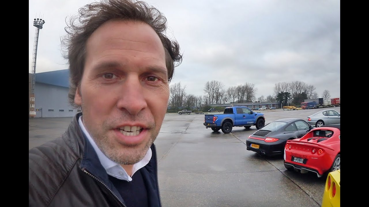 Bizarre verzameling auto's, en wat gekke tractortjes, 