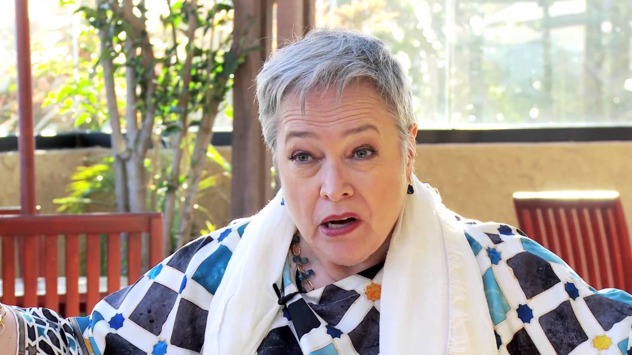 Kathy Bates Helps Researchers Understand What It's Like to Have Lymphedema