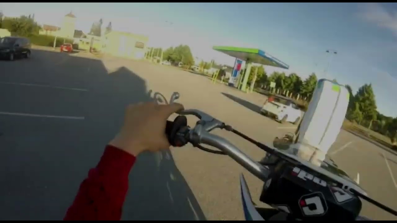 Kawasaki kx85 wheelies RAW