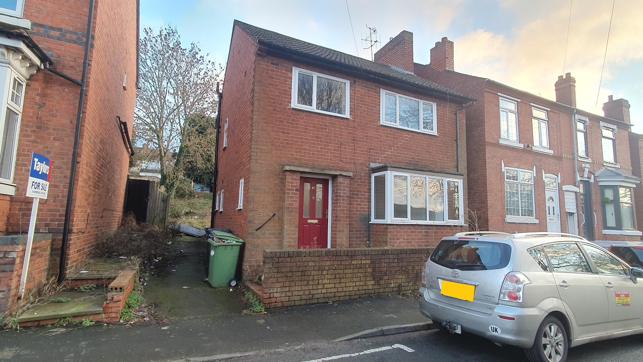 40 Valley Road, Lye, Stourbridge, West Midlands, DY9 8JE