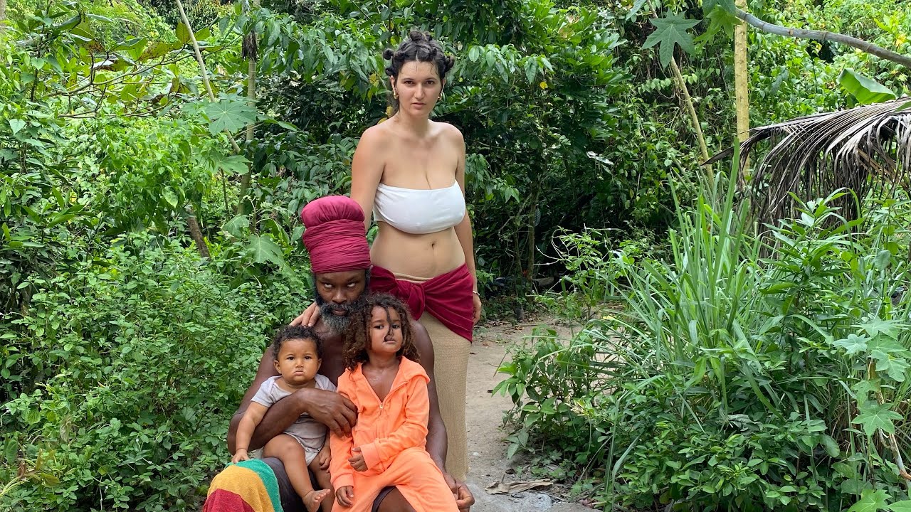 Off grid Living in Portland Jamaica 🇯🇲