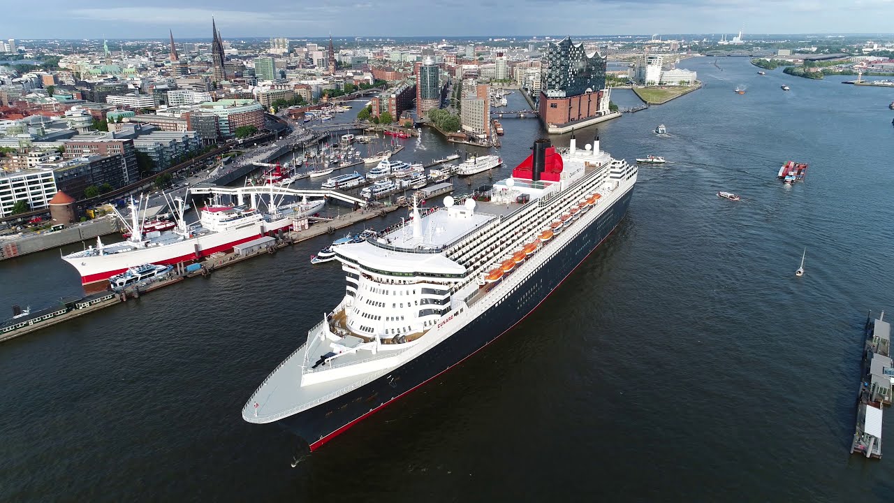 4K | The legendary Queen Mary 2 | Spectacular Harbour Tour Hamburg with Drone Shots