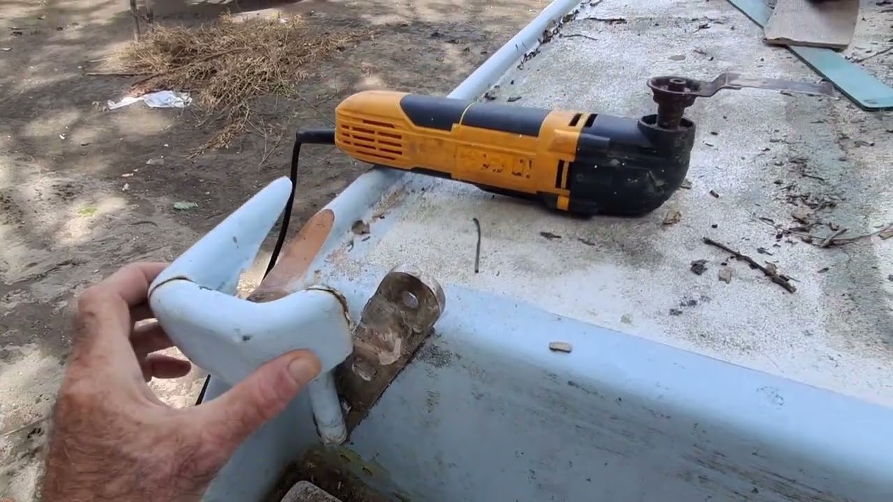 Ep 21. The best home made boat windows. Suicide seat going on. Restoration renovation boat building.