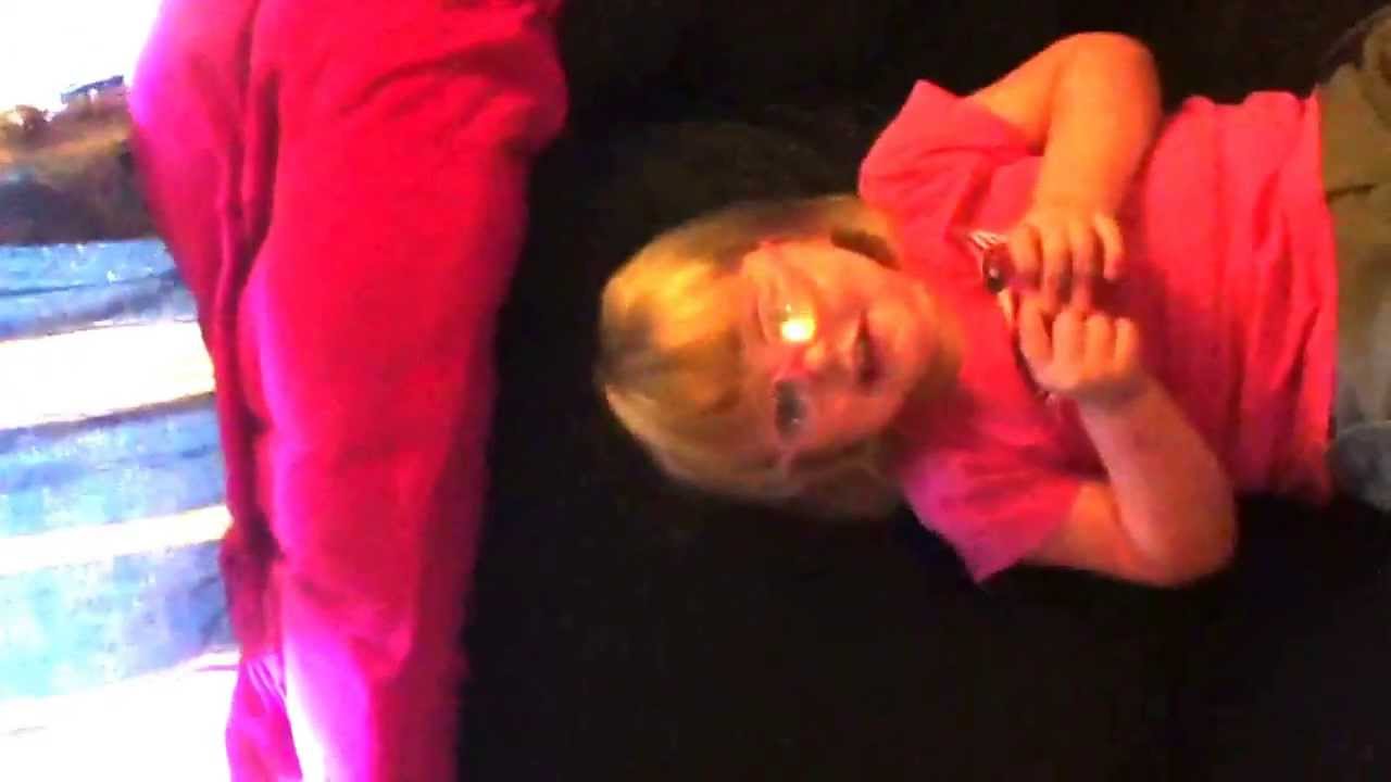 They are not fogged  up. It's my adorable little sister Caylian.