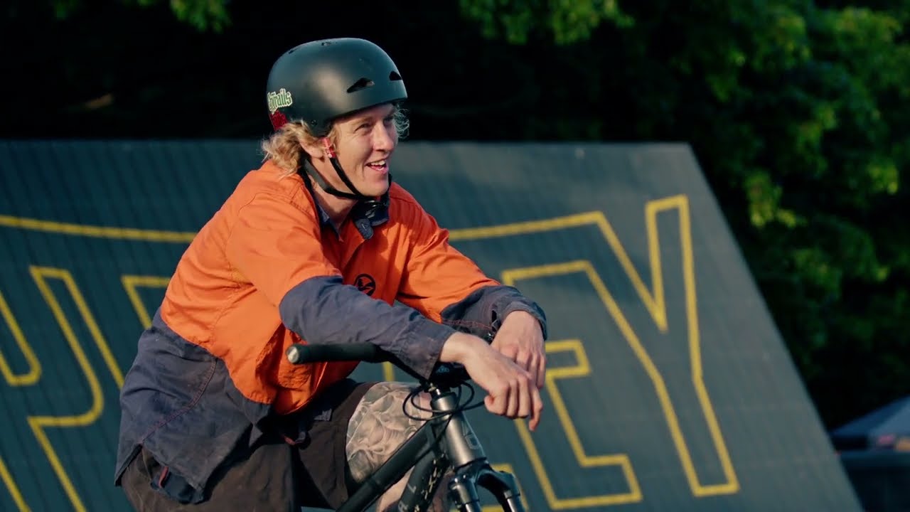 Australia's Biggest Asphalt Pump Track | Pizzey Park | World Trail