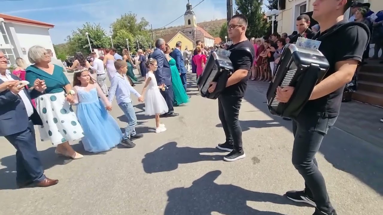 Orkestar Darka Antića - Lavovi , Jutarnje ceremonije Carasova - Rumunija