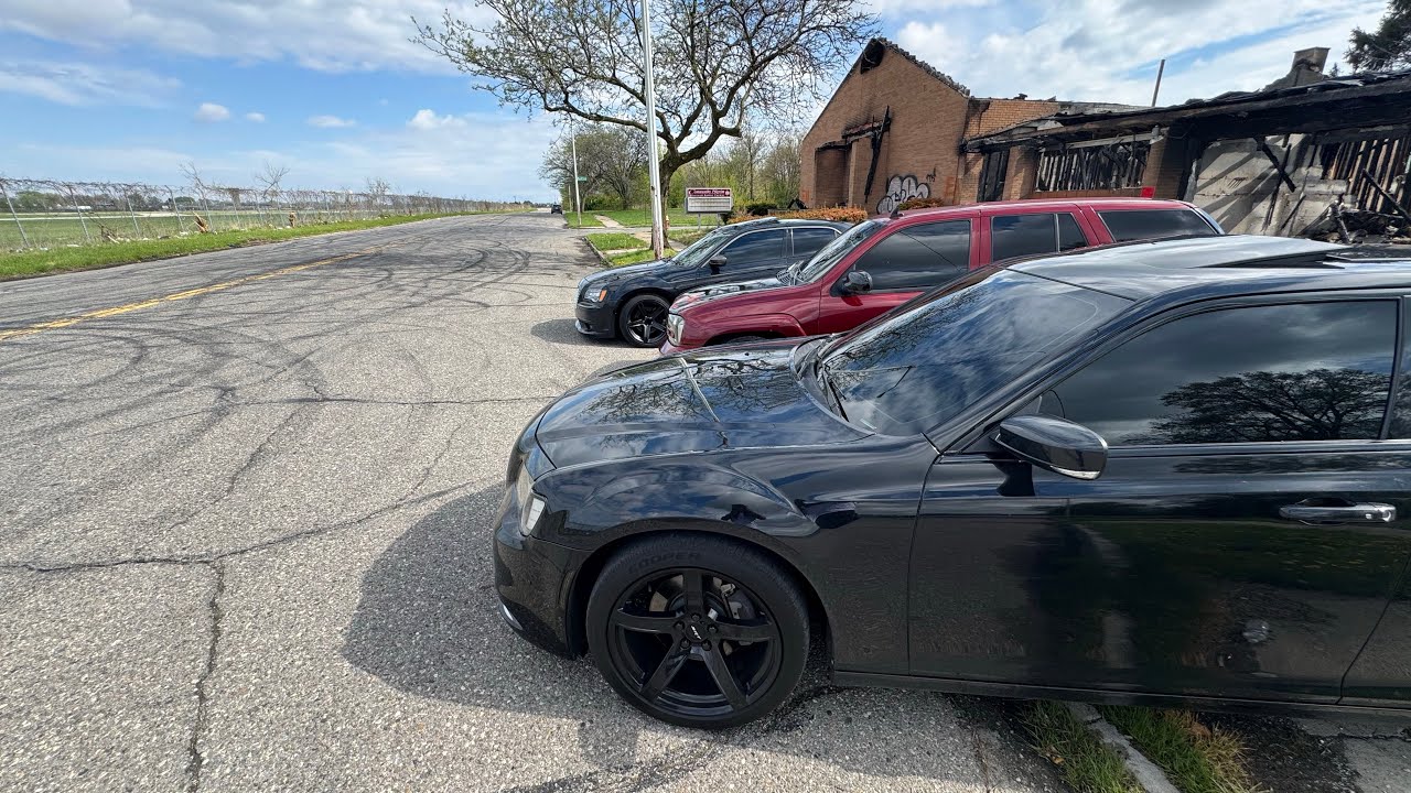 SLIDING MY CHRYSLER 300 FOR THE FIRST TIME….