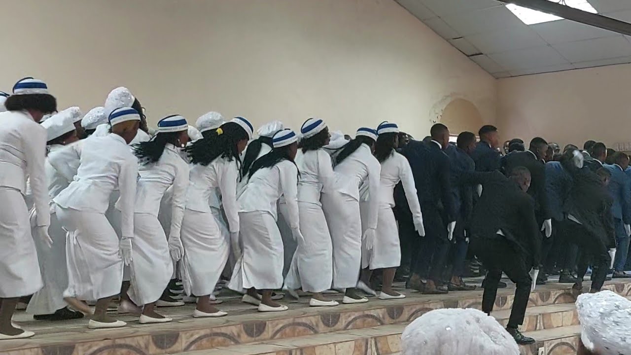 OAC - JUVENTUDE DE CHIBUTO, NO EMPOSSAMENTO DOS SERVOS, EM XAI-XAI, GAZA, MOZAMBIQUE YOUTH