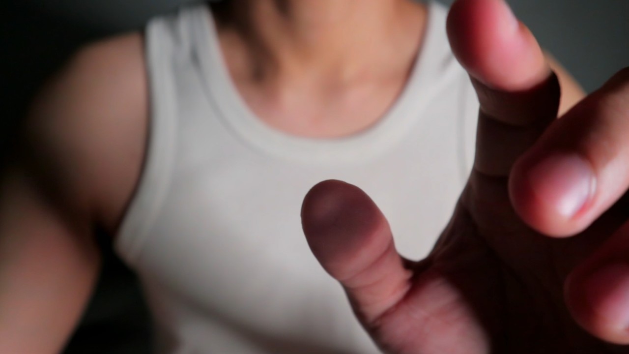 ASMR Tingly Hand movements/ Face tickle/ touching 