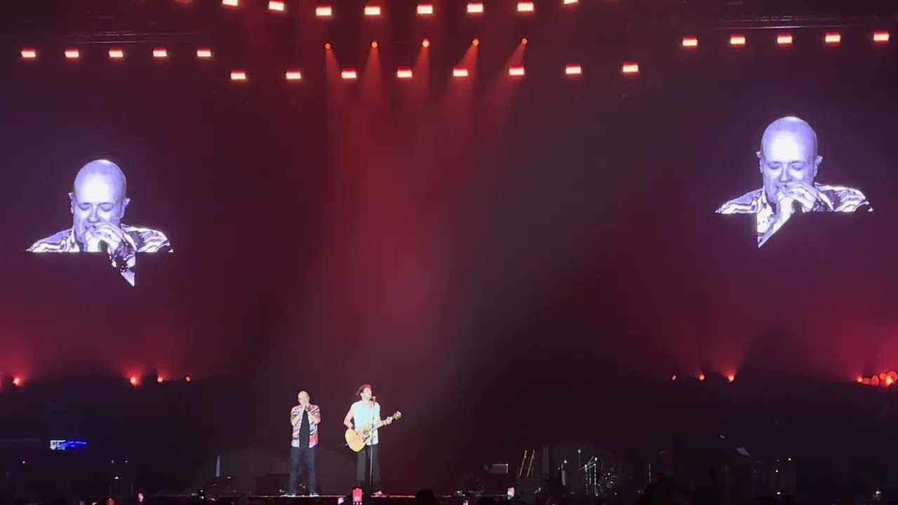 Max Pezzali - SE TORNERAI (Versione Acustica) live @ Unipol Forum Milano, 30/12/2024