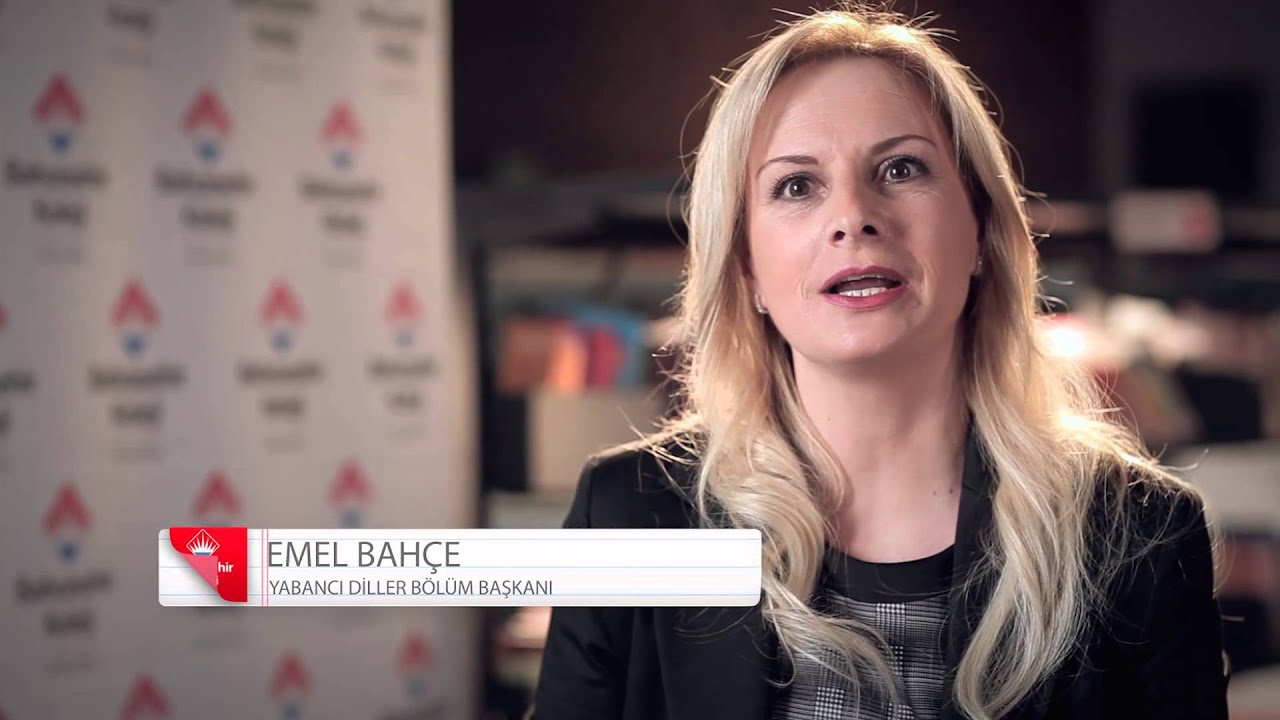 Bah&ccedil;eşehir Koleji - &Ccedil;ift Dilli Eğitim