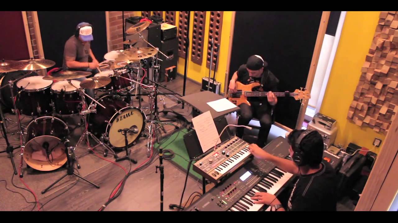 GioDaniel Navarro,  M.R Chuck y Giovanni Figueroa 