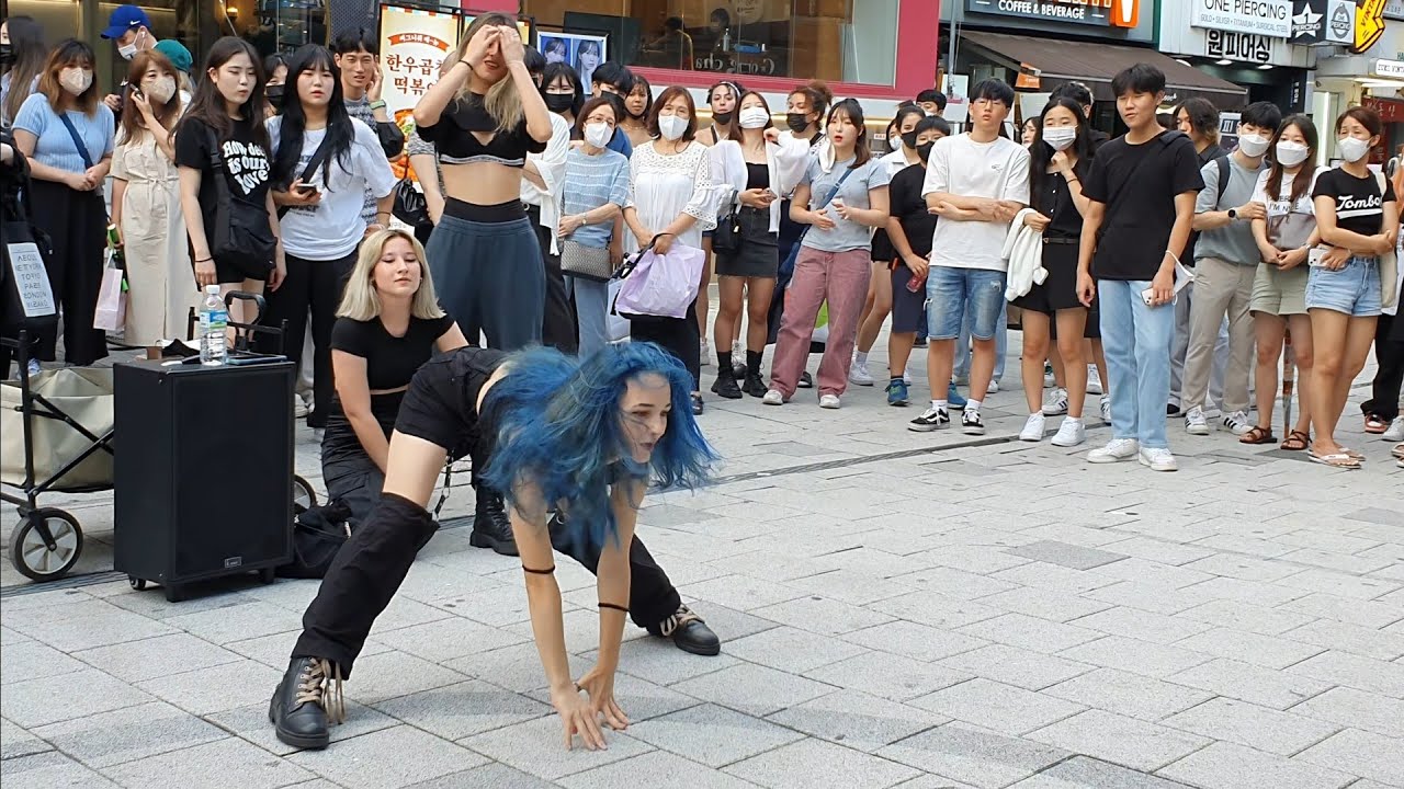 SUNDAY. 6AES CREW. BEAUTIFUL FANTASTIC FIRST HONGDAE BUSKING.
