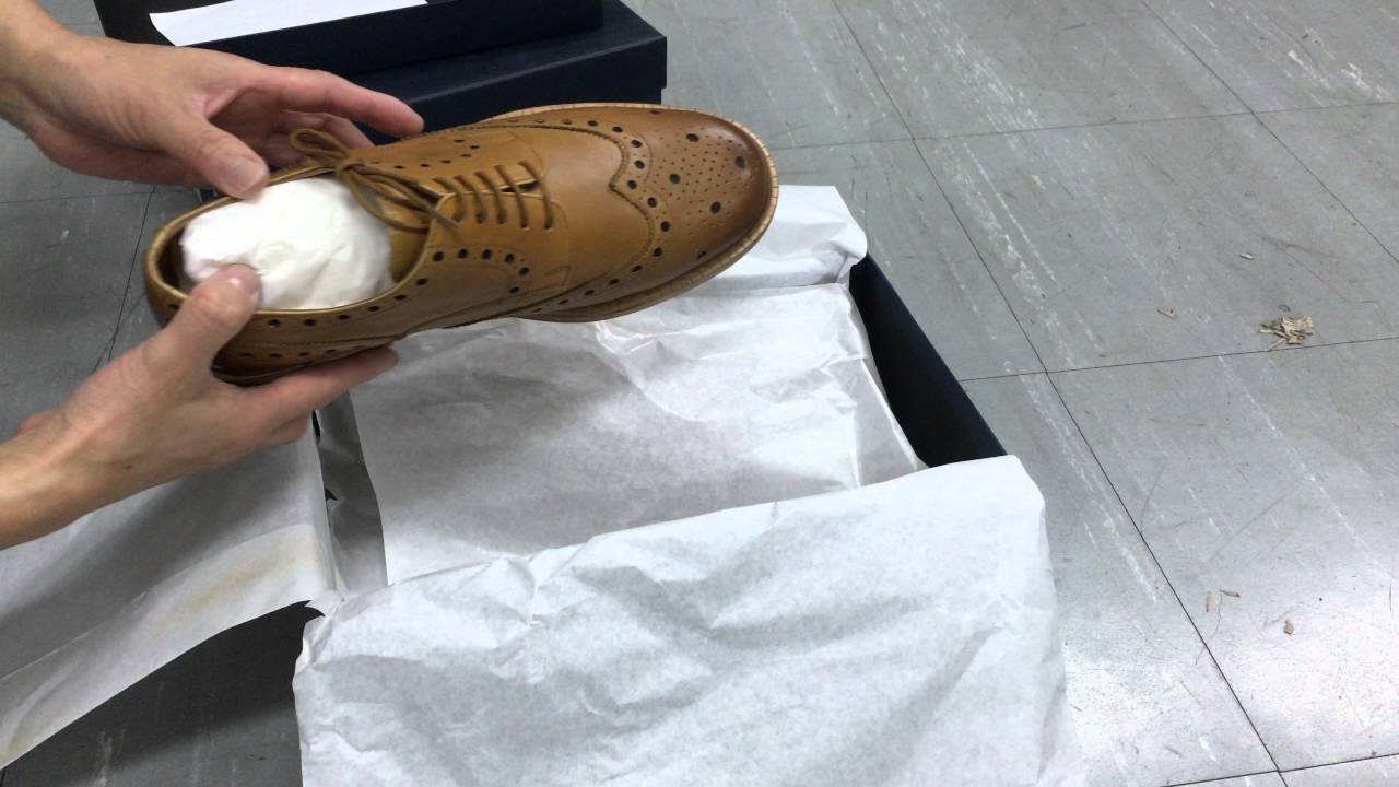 Our Shoe Packaging Method
