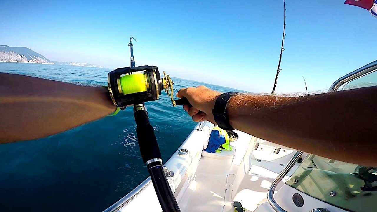 LAMPUGA e ALLETTERATI a Traina con Esche Artificiali! - Pescata dalla Barca di fine Estate