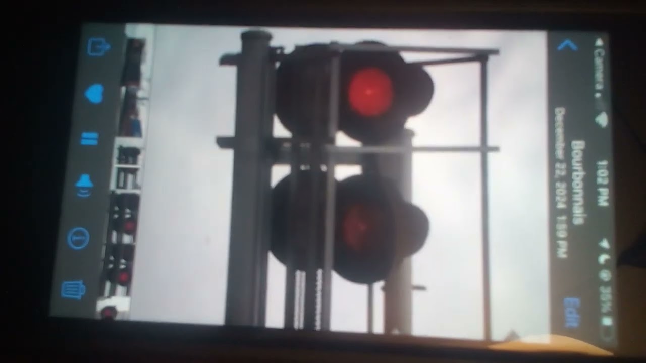 5000N St George Rd grade crossing bourbonais Illinois with Cn Chigaco sub