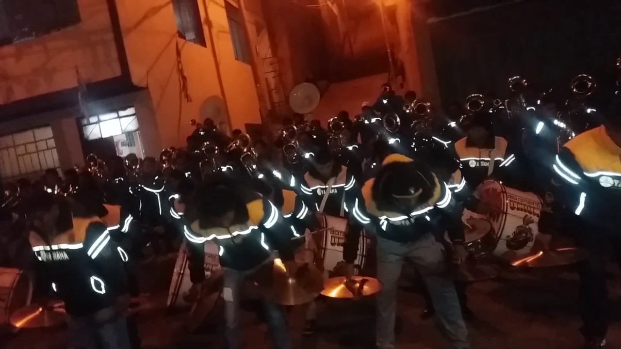Recepcion de bandas MORENADA ORKAPATA TU PAPÁ SI SEÑOR!! UNION PAGADOR