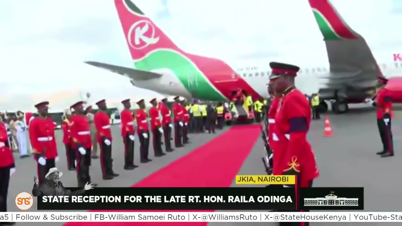 Mapokezi ya Jeneza la Raia Odinga: Umati wavizidi nguvu Vikosi vya Usalama JKIA, walazimisha kuingia