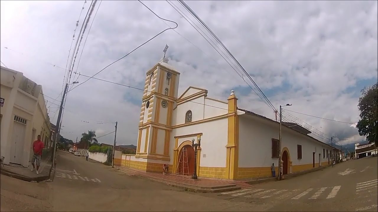 50 Riofrío - Valle del Cauca. tour en moto por Colombia.