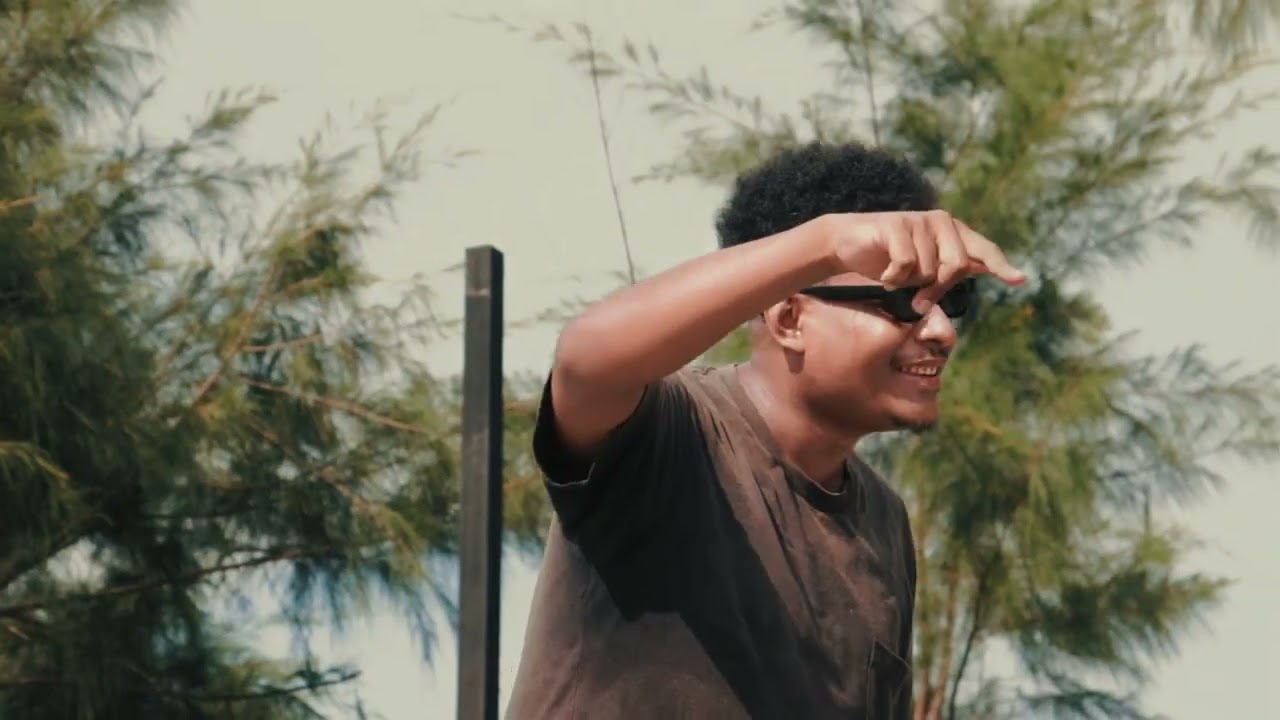 SELESAI - (OFFCIAL MUSIC VIDEO)