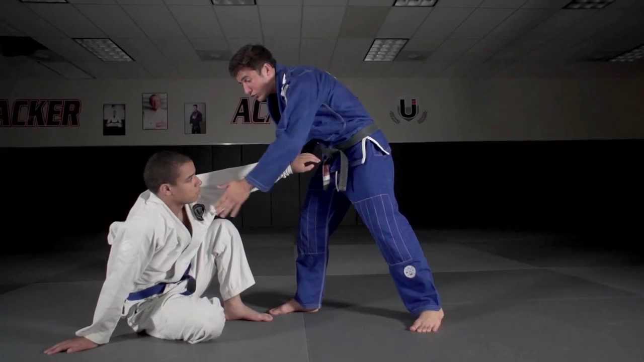 Flying Armbar from Guard Pass by Christian Uflacker