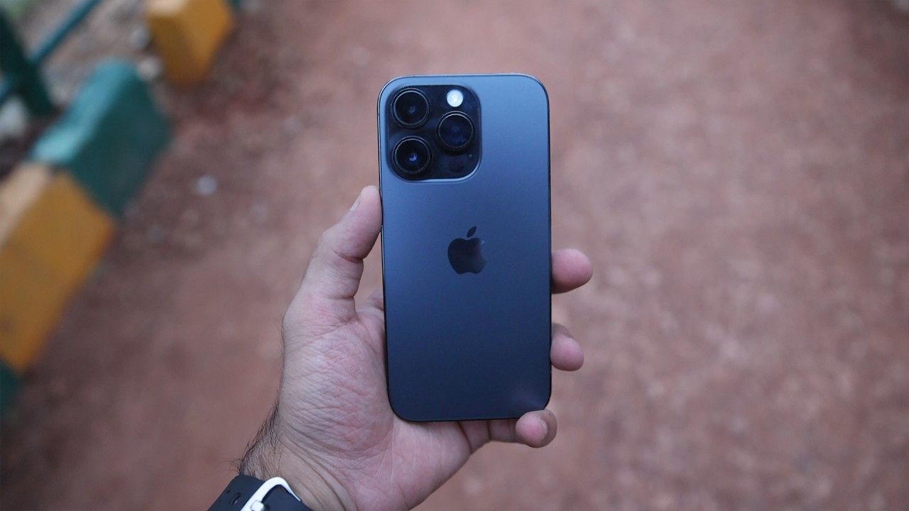 Using iPhone 14 Pro in 2025 - My Experience