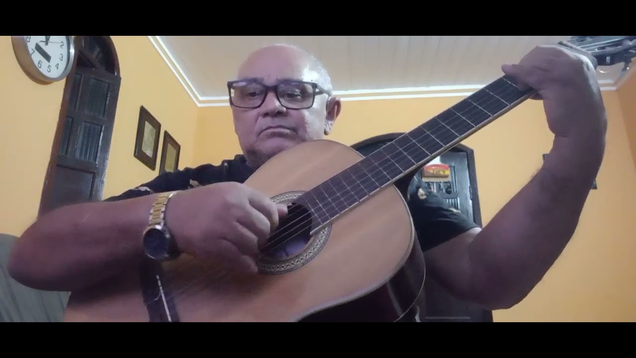 As músicas apartamento 37 e meu telefone 