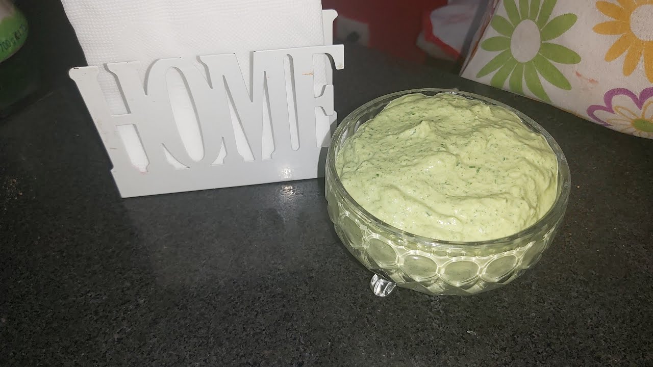 C&oacute;mo preparar mayonesa de perejil