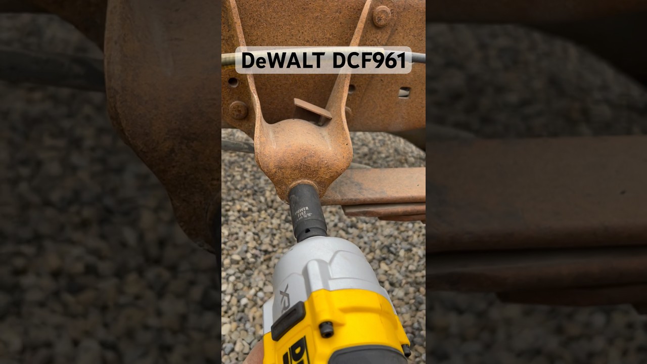Testing DeWALT's new Impact wrench DCF961