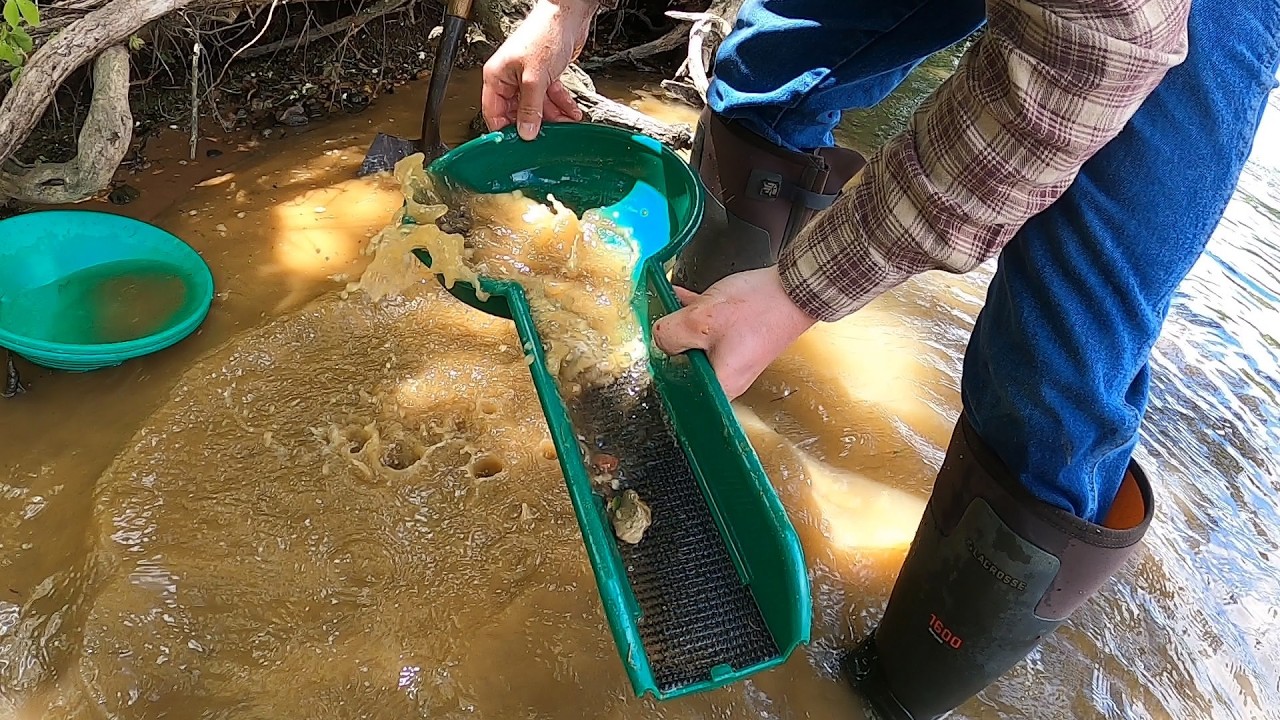 Michigan Gold Prospecting on the Saint Joseph River