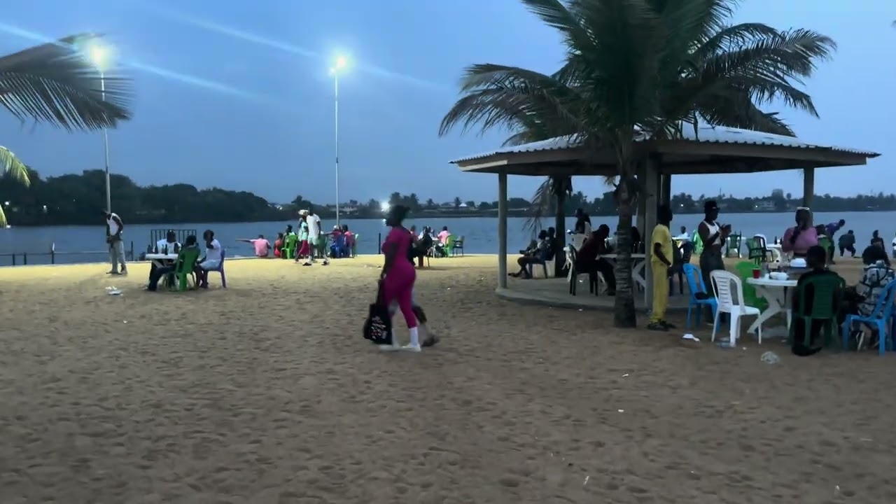 Riverside Beach1