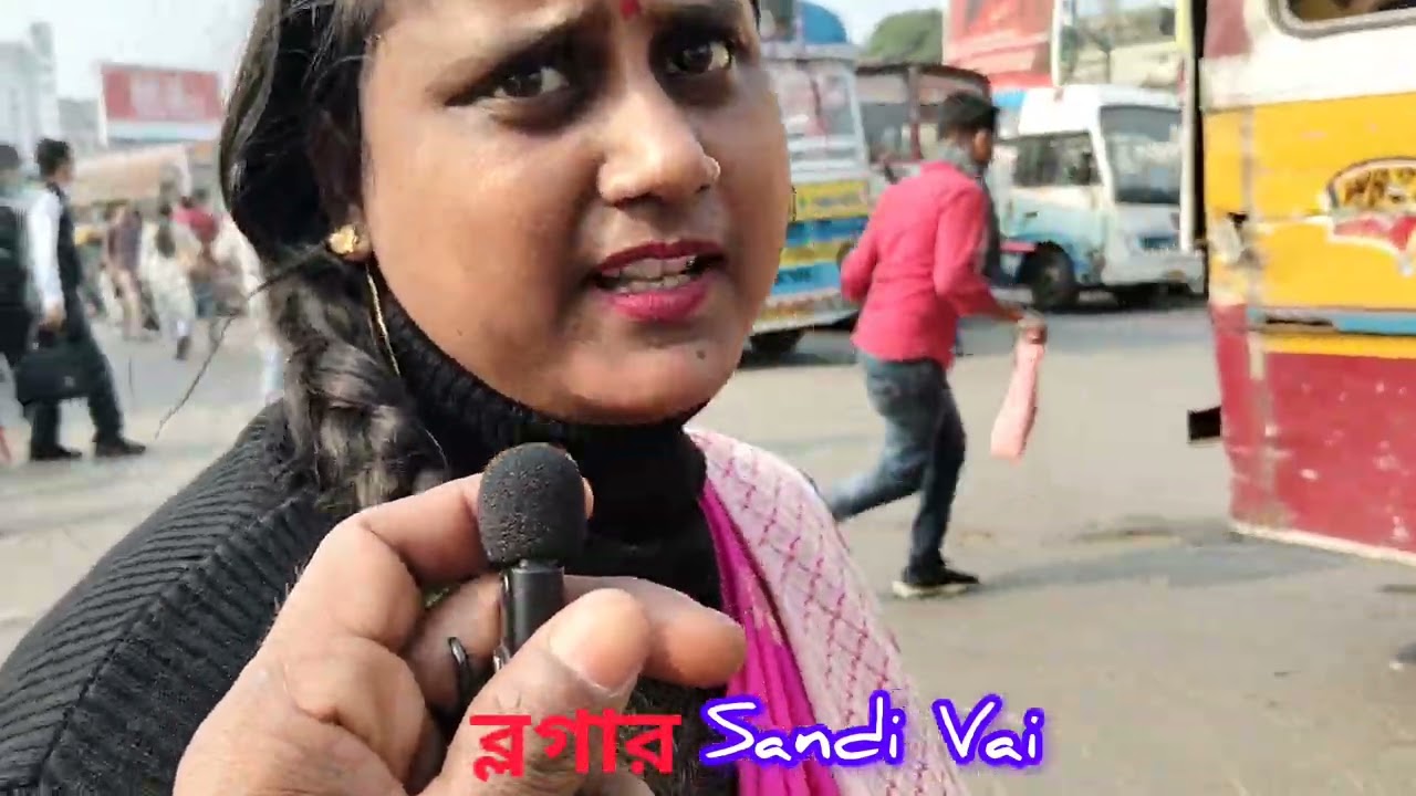 সাউথ ইস্টার্ন রেল যাত্রীদের চরম দুর্দশার মধ্যে যাতায়াত করতে হয় 😭 #share #subscribe #like #viral 