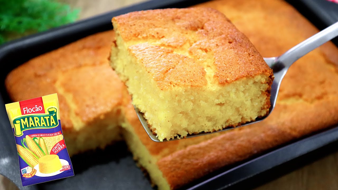 BOLO DE FLOCÃO COM COCO BEM FOFINHO