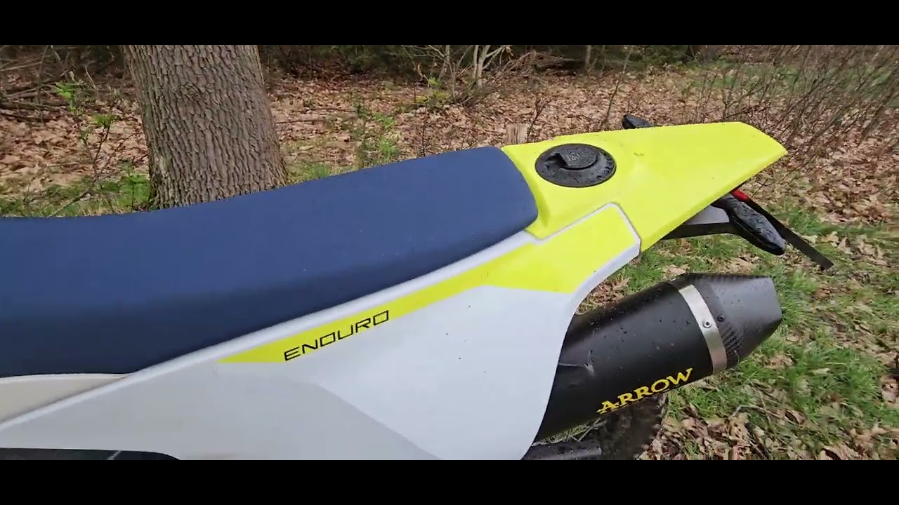 Husqvarna 701 Arrow exhaust - DB killer in
