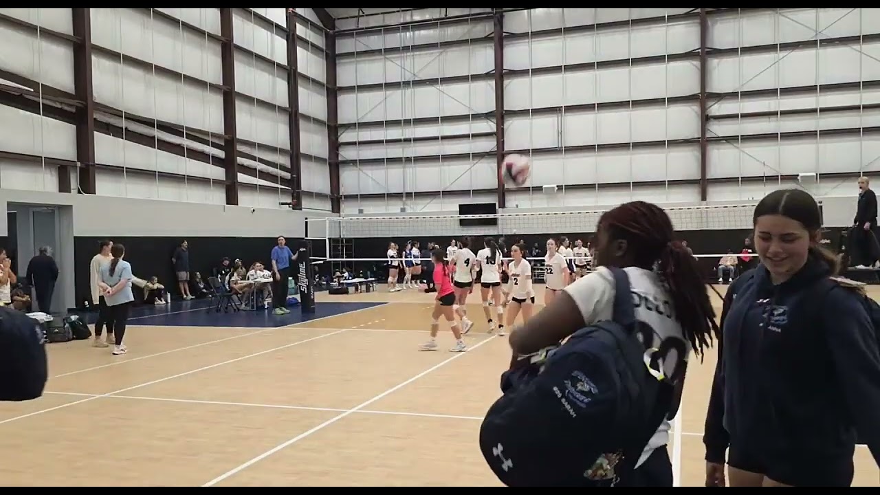2 7 26 Set 2 TW Skyline 14 White vs H Skyline 14 Onyx