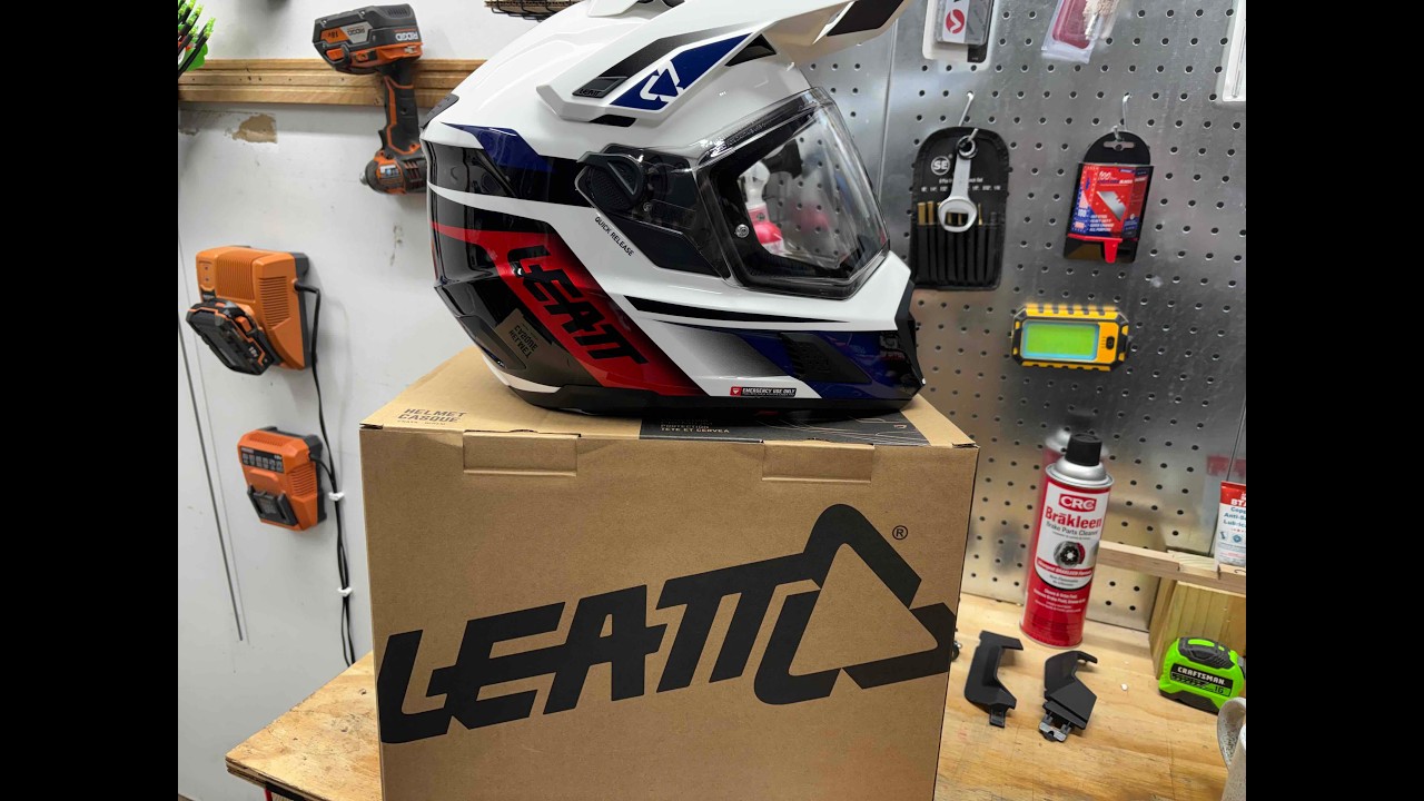 leatt ADV Helmet unbox