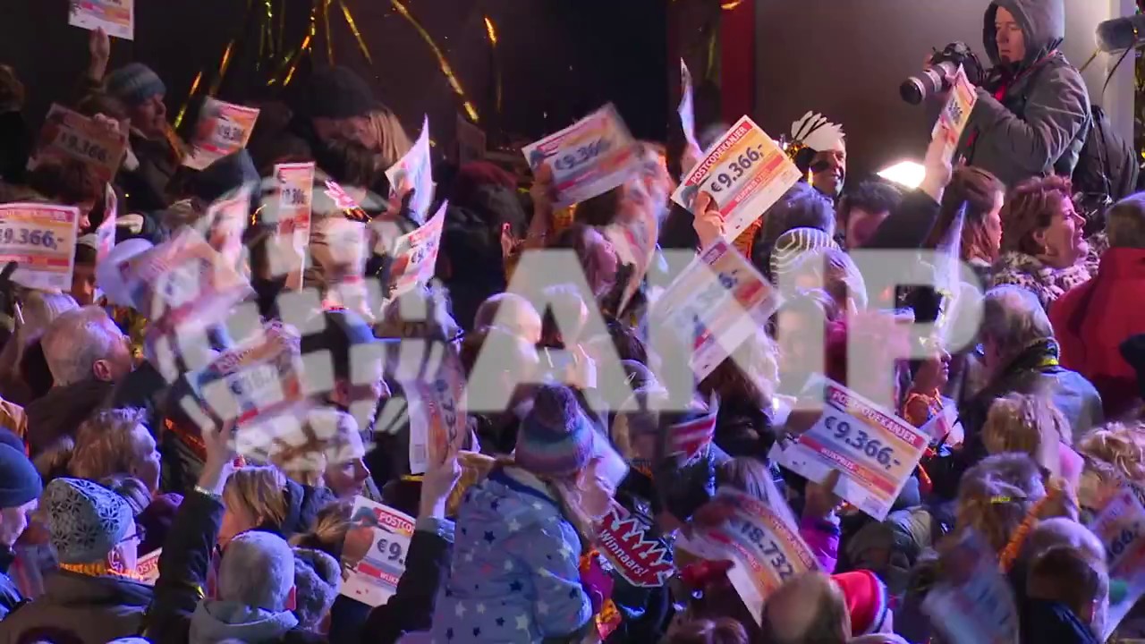 Haagse wijkwinnaars Postcodekanjer vieren feest