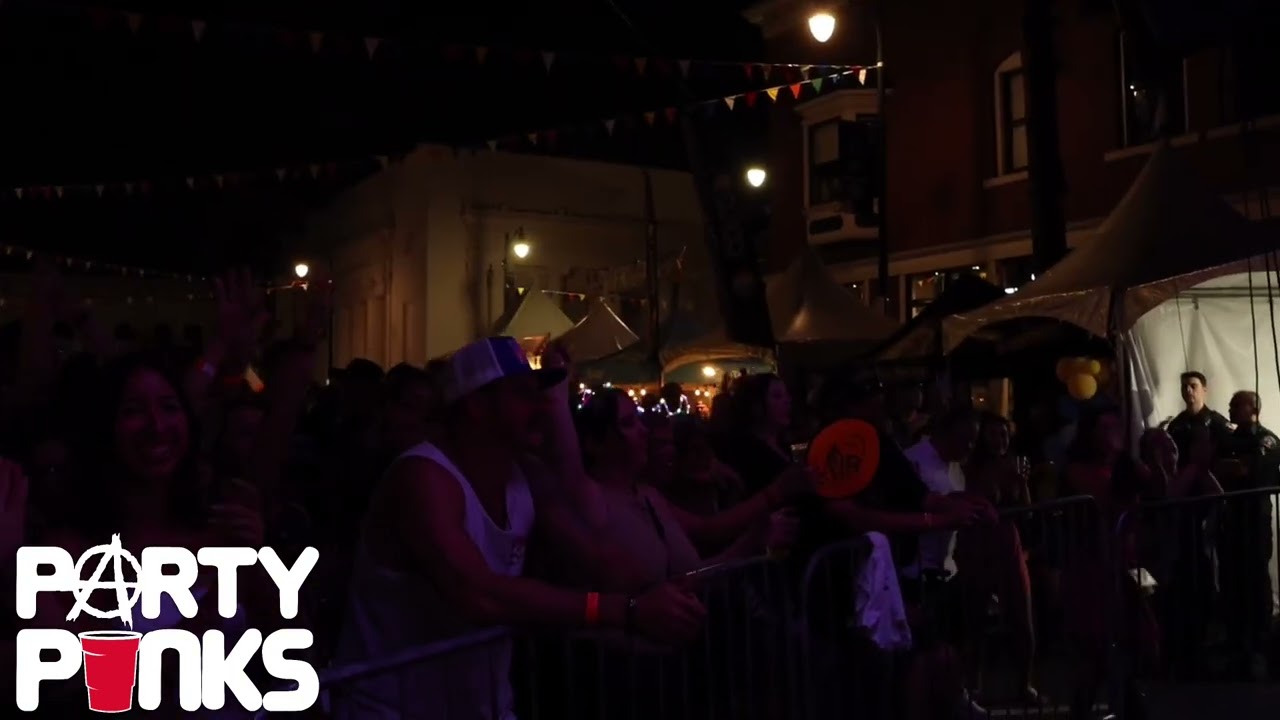 Party Punks - Take On Me Cover Live