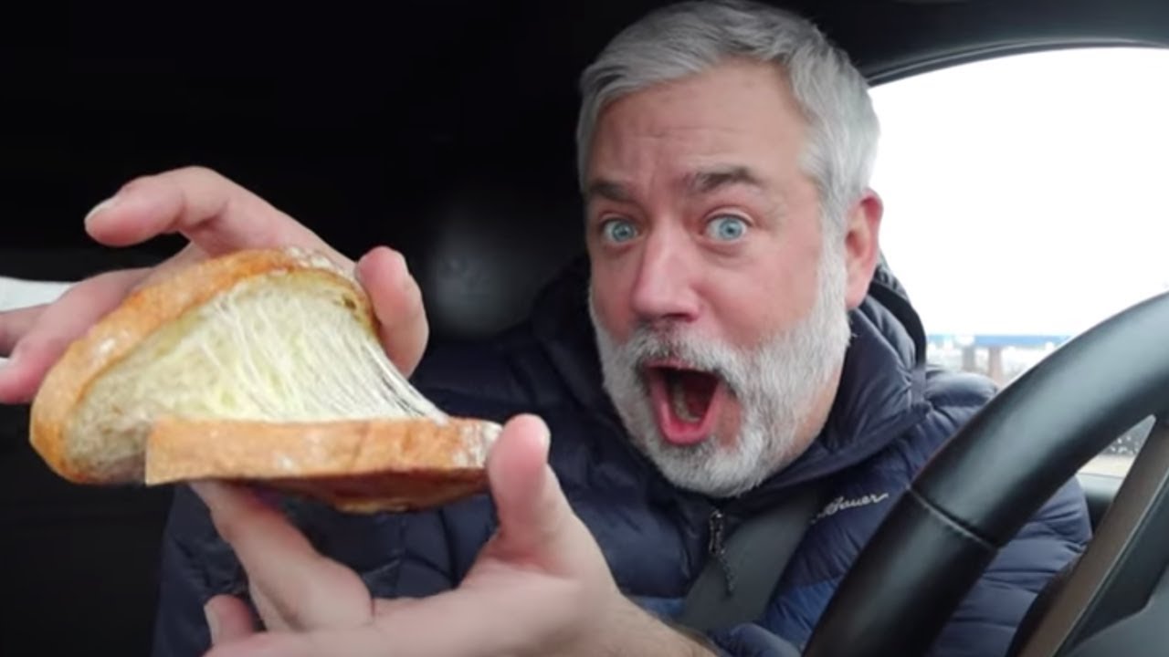 TRYING STARBUCKS CRISPY GRILLED CHEESE SANDWICH!