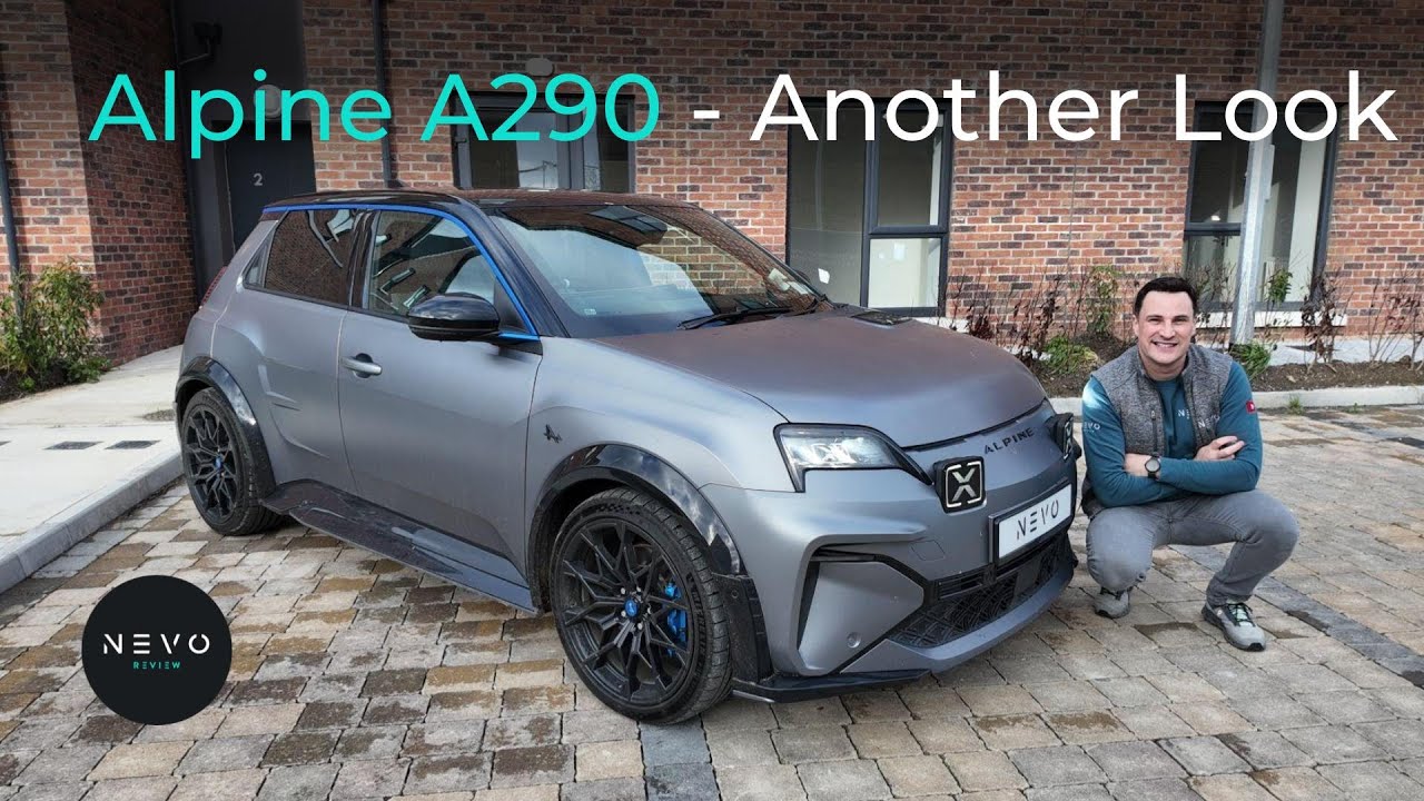 Alpine A290 - 2 полицейских фургона с камерами!