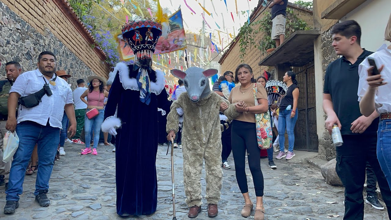 Carnaval 2024 (comparsa Santa Cruz) Tepoztlán Morelos